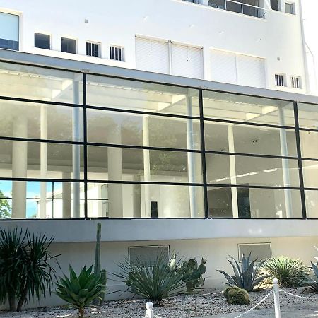 Elegant Studio Et Parking Dans Batiment Historique Saint-Tropez Luaran gambar