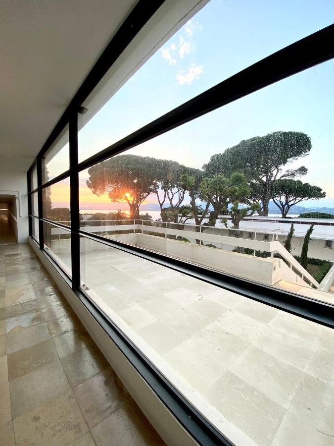 Elegant Studio Et Parking Dans Batiment Historique Saint-Tropez Luaran gambar